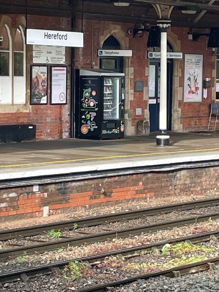 The Wyman kiosk replaced by a vending machine